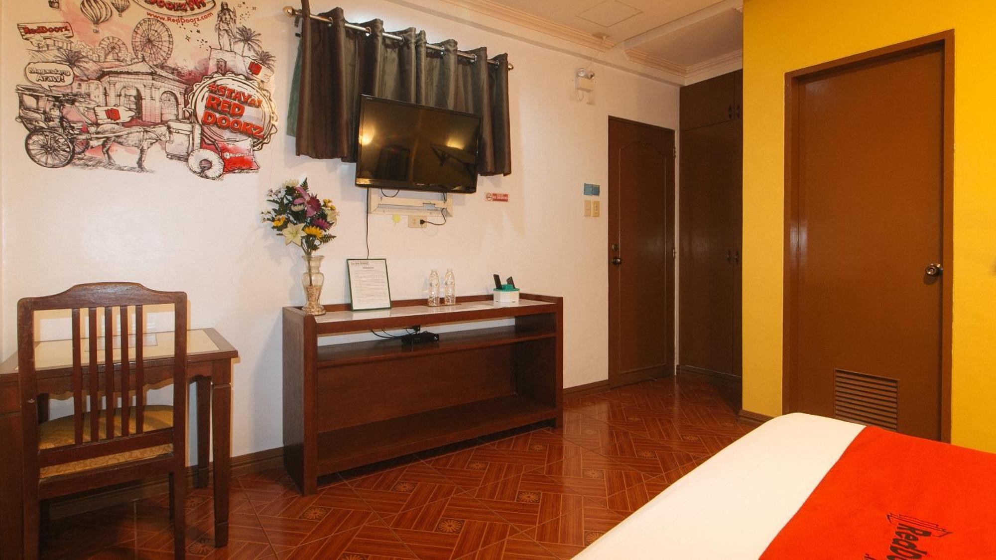 Reddoorz At La Casa Guesthouse Former Reddoorz At Tamarind Street Angeles City מראה חיצוני תמונה