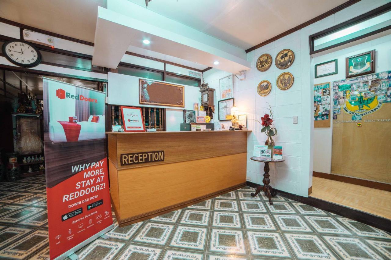 Reddoorz At La Casa Guesthouse Former Reddoorz At Tamarind Street Angeles City מראה חיצוני תמונה